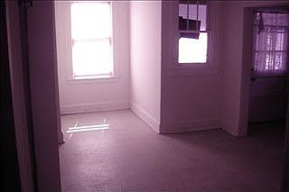 4th image of 901 Wyllie Ave