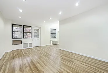 Sold by DO NOT USE - CENTURY 21 Amiable Realty Group II Inc