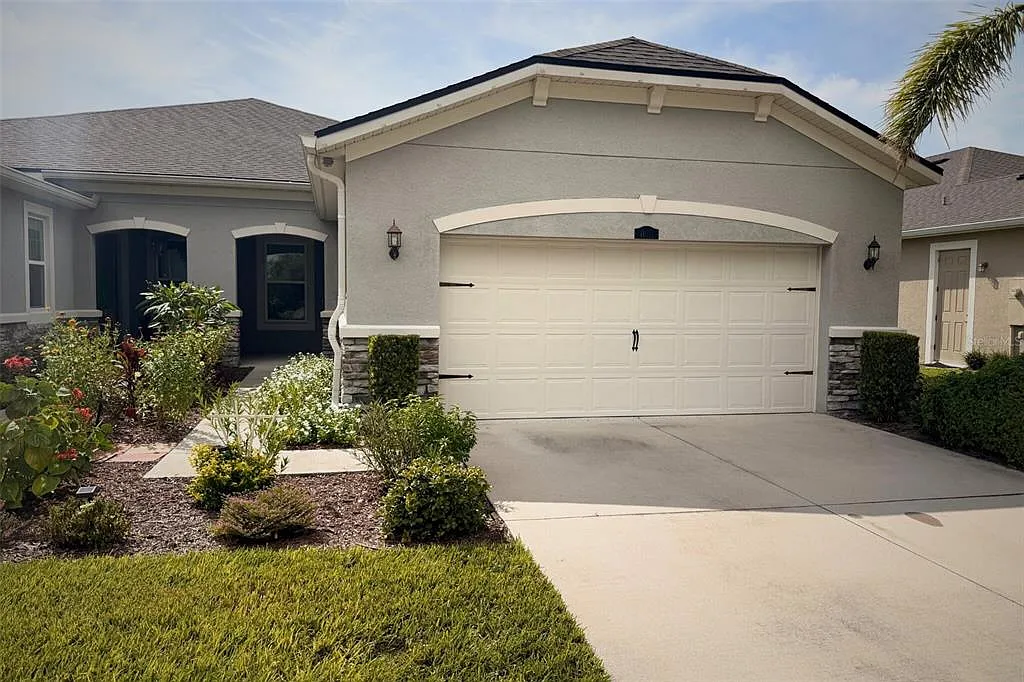 2 bed, 2.0 bath, 1658 sqft, $2,500 — Photo 1