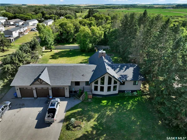 613 Gonczy Avenue, Esterhazy, SK S0A 0X0