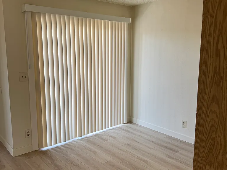 2418 N Naomi St #204 — Photo 5