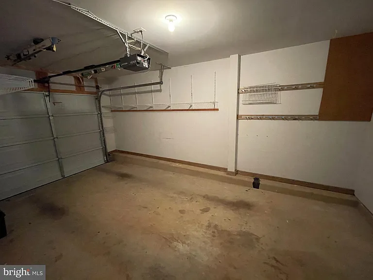 4106 Hazelwood Ct — Photo 21