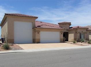 2015 Royal Princess Rd, Laughlin, NV 89029