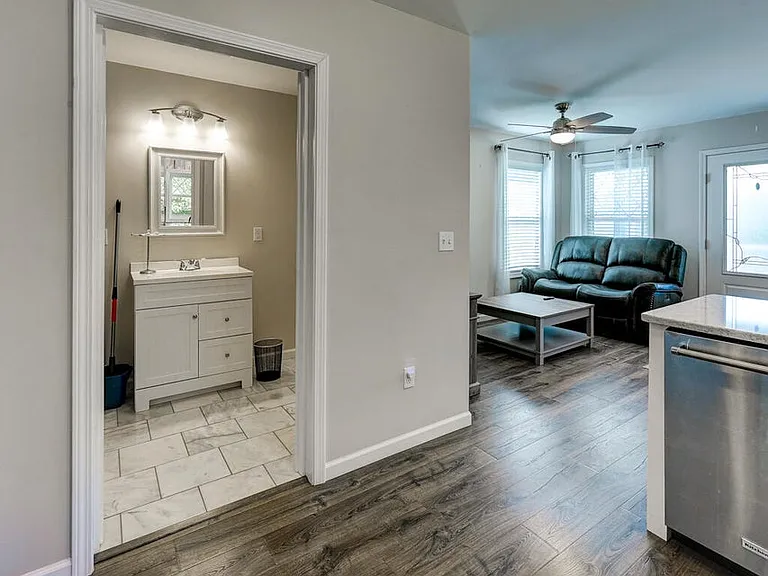 3509 Mellon St — Photo 15