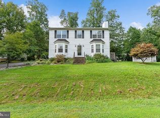 8042 Cardinal Cir, Lusby, MD 20657