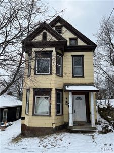207 Douglas St, Syracuse, NY, 13203