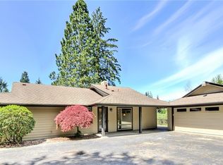 6249 NE 196th St, Kenmore, WA 98028