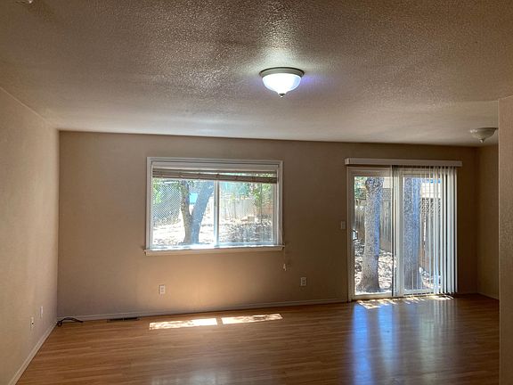 5th image of 15833 35th Ave