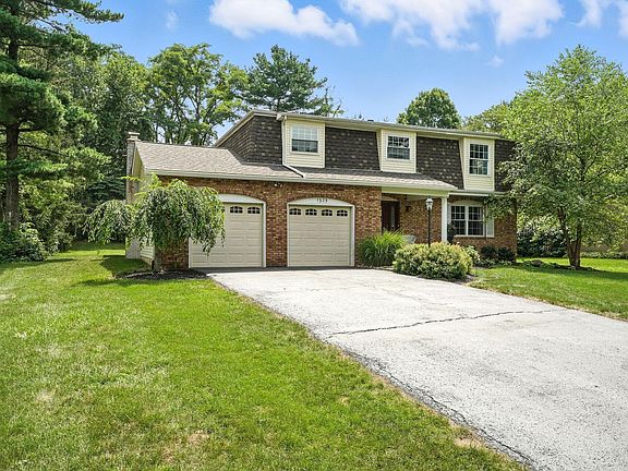 2nd image of 1375 Creekside Pl