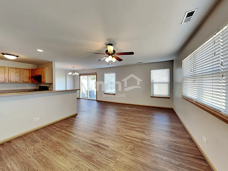 250 Wedgewood Cir — Photo 7