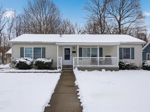 51 Notch Rd, North Adams, MA 01247