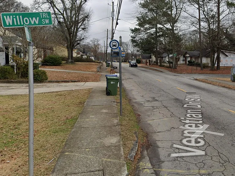 Route 81 picks up at the end of the street
