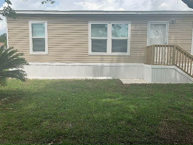 1st image of 2095 Scranton Ave #327