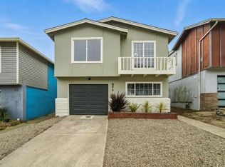 896 Skyline Dr, Daly City, CA 94015