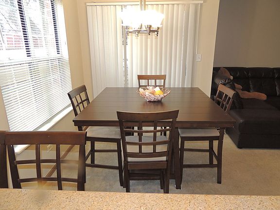 5th image of 130 Crest Wood Ct APT 4