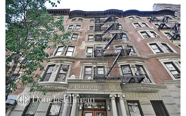 Sold by Douglas Elliman | media 7