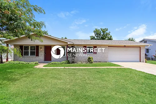 910 Silverstone Dr Photo 1