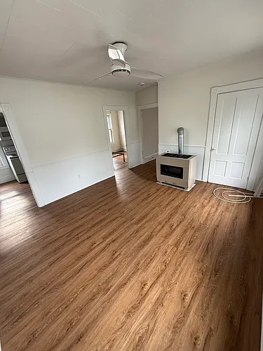 136 Campbell St #2 Photo 1