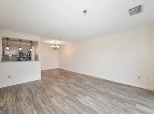 300 Johnson Ferry Rd NE UNIT A612, Atlanta, GA 30328
