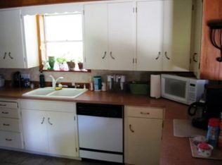 107 Oak Ridge Dr, Yoakum, TX 77995