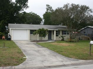7616 115th St, Seminole, FL 33772