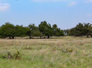 184 Lipan Loop, Harper, TX 78631
