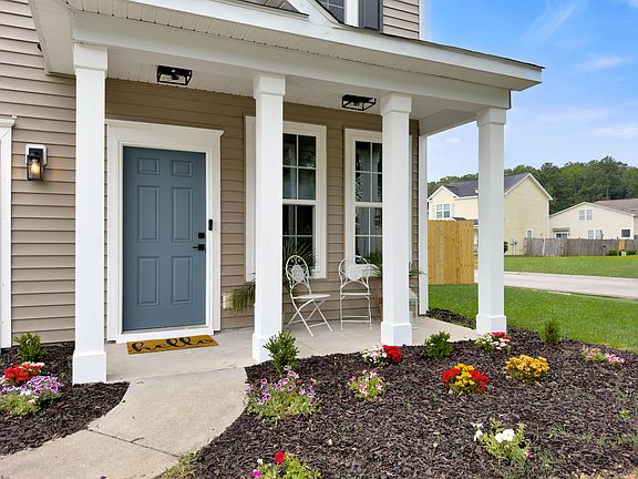 3rd image of 266 Oglethorpe Cir