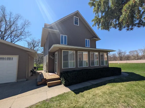 103 Saint Albans St, Lynd, MN 56157