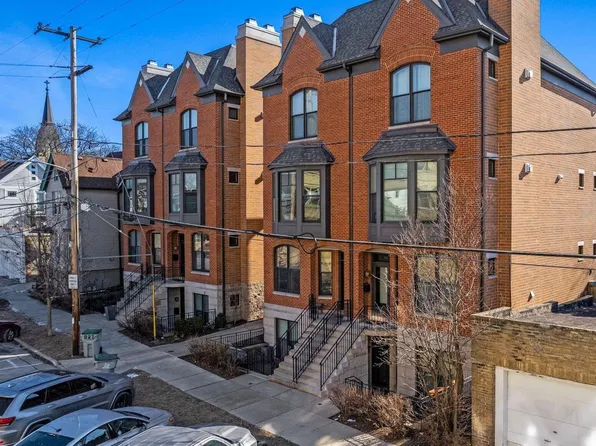 923 East Pearson STREET, Milwaukee, WI 53202