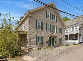 9 Central Street, Newmarket, NH 03857