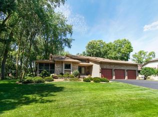 8001 Hampshire Ave N, Brooklyn Park, MN 55445