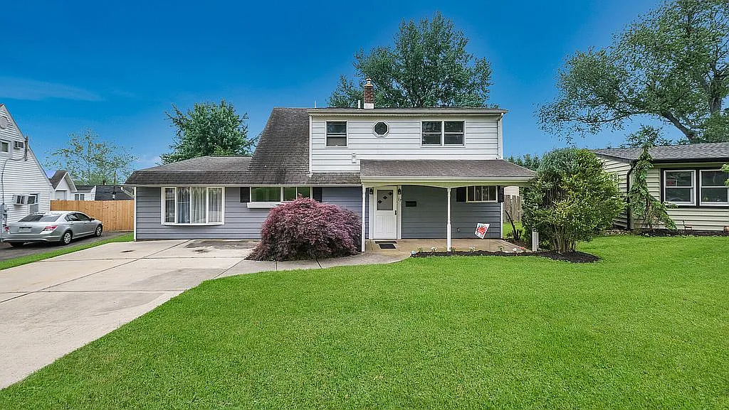 17 Arbor Ln photo 1