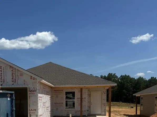 8025 Chesapeake Trl, Bauxite, AR 72011
