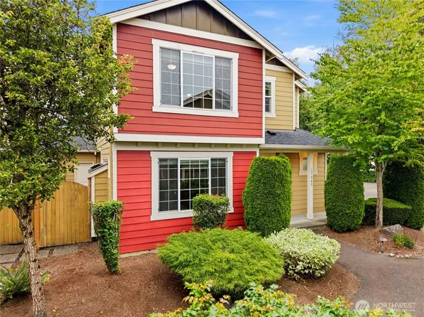1704 156th Place SW #B, Lynnwood, WA 98087