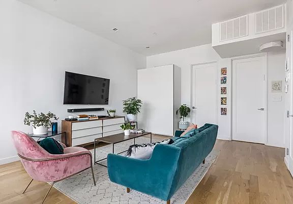 5th image of 119 N 1st St #1