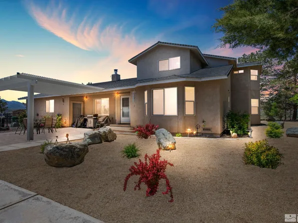 7385 Blackhawk Rd, Silver Springs, NV 89429