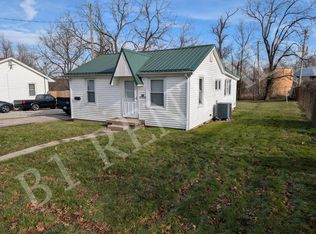 450 8th St, North Vernon, IN 47265