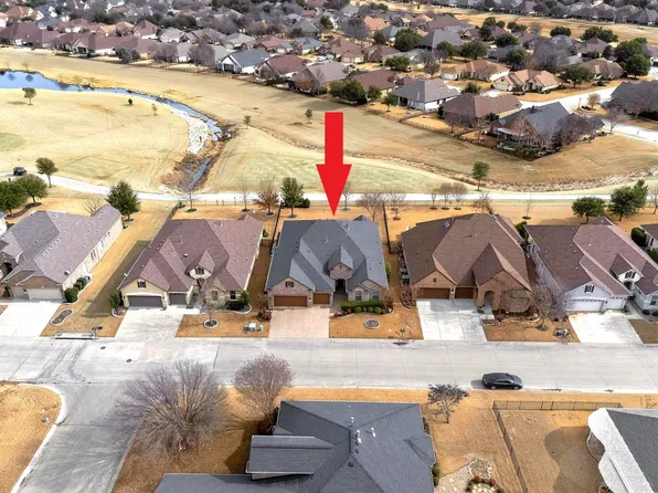 8905 Gardenia Dr, Denton, TX 76207