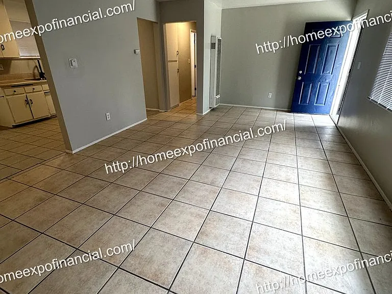 25256 1/2 Bessant St — Photo 6