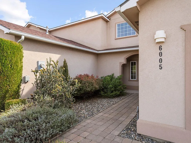 6005 Mia Ln — Photo 12