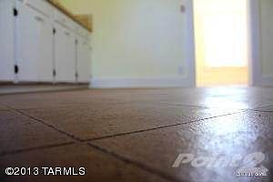 floor closeup  IMG_2309