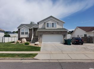 4140 S Lily Dr, Roy, UT 84067