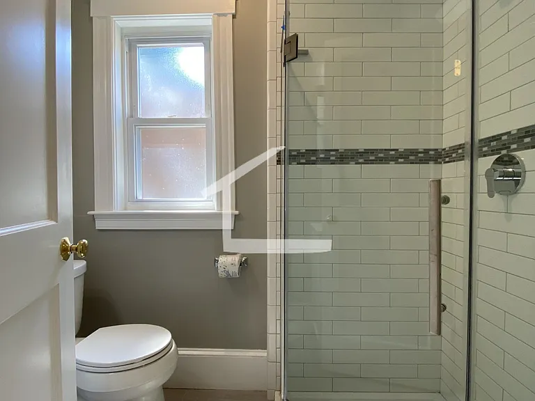 Tappan St — Photo 12