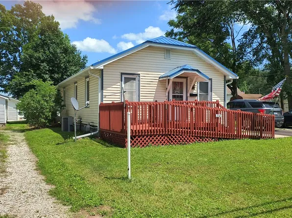 714 N Graham St, Sullivan, IL 61951