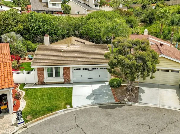 7553 Agua Dulce Ct, Carlsbad, CA 92009