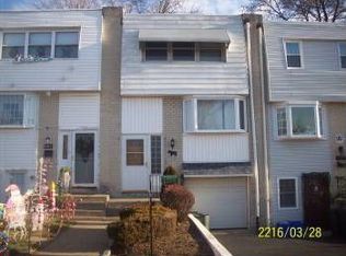 4213 Whiting Rd, Philadelphia, PA 19154