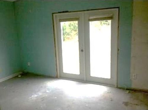4th image of 1530 Egan Dr
