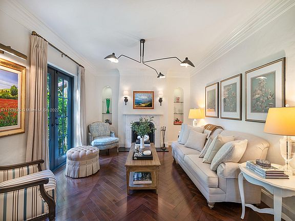 3rd image of 1203 Asturia Ave