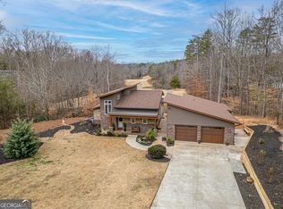 111 N Hogan Dr, Westminster, SC 29693