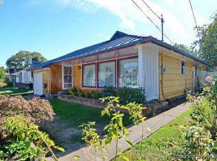 1938 NE Bryant St, Portland, OR